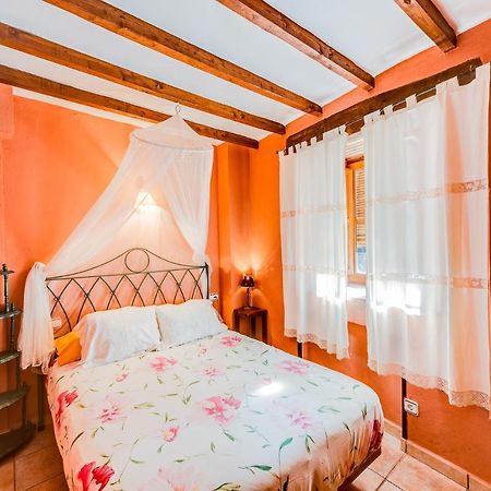 Апартаменты Casa Manadero Робледильо-де-Гата Экстерьер фото